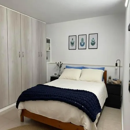 Apartment With Balcony & Parking Parikia (Paros)